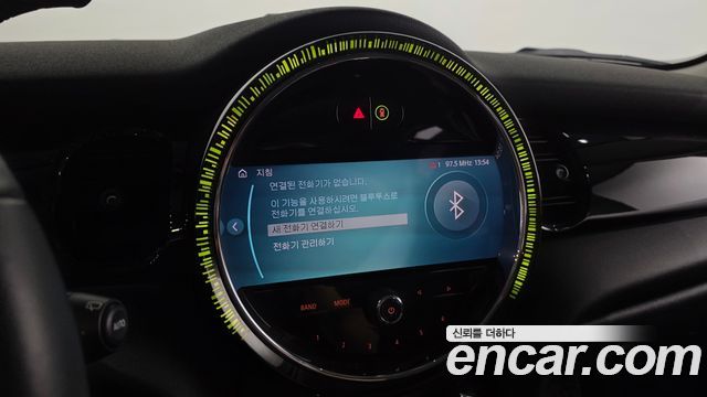 Mini Cooper 2022 — photo 16
