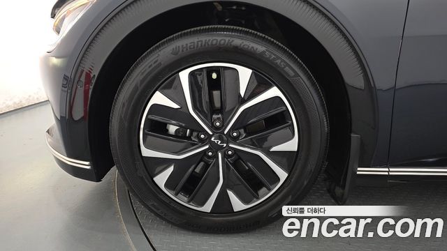 Kia EV6 2023 — photo 5