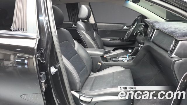 Kia Sportage 2017 — photo 11