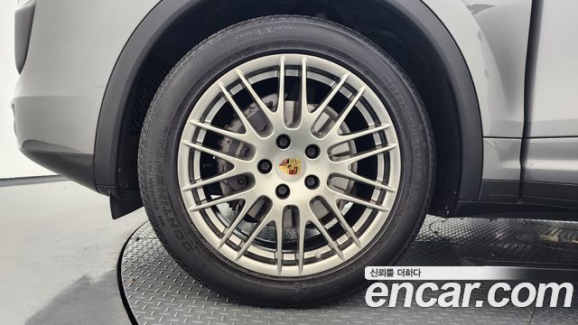 Porsche Cayenne 2015 — photo 5