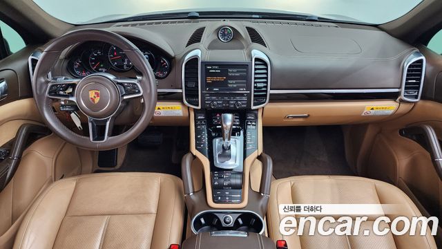 Porsche Cayenne 2015 — photo 7