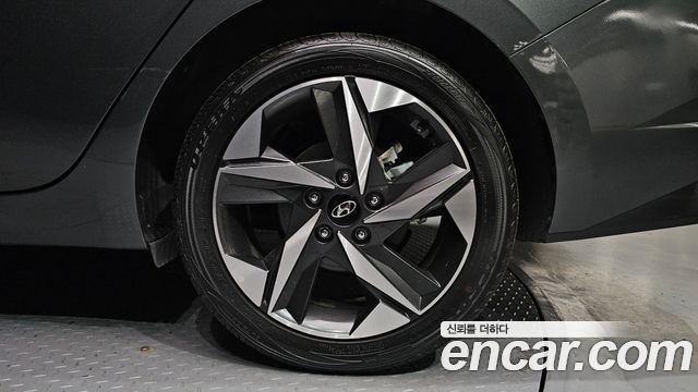 Hyundai AVANTE 2023 — photo 7
