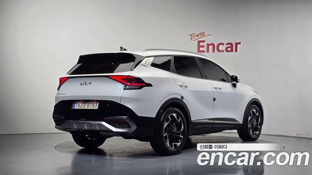 Kia Sportage 2023 — photo 2