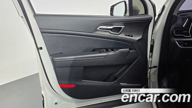 Kia Sportage 2023 — photo 14