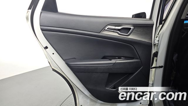 Kia Sportage 2023 — photo 15