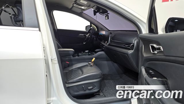 Kia Sportage 2023 — photo 16