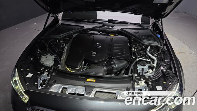 Mercedes-Benz E-Class 2024 — photo 6