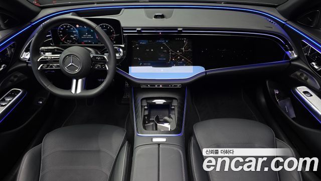 Mercedes-Benz E-Class 2024 — photo 10