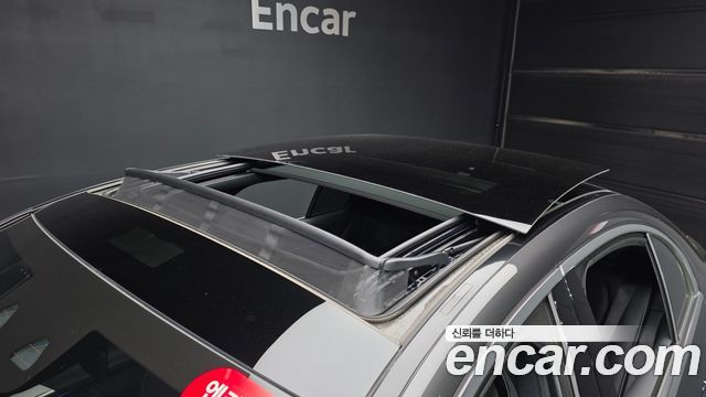 Mercedes-Benz E-Class 2024 — photo 25