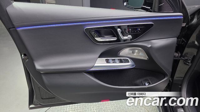 Mercedes-Benz E-Class 2024 — photo 14