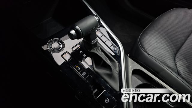 Kia Niro 2024 — photo 9