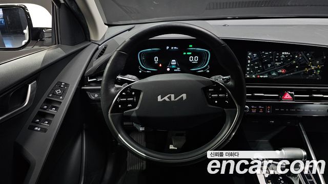 Kia Niro 2024 — photo 13