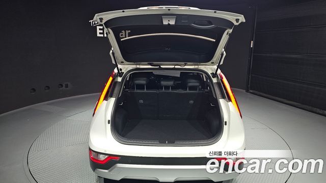 Kia Niro 2024 — photo 20