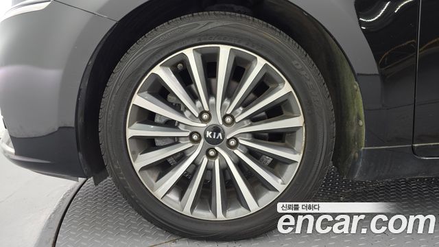 Kia K7 2017 — photo 5