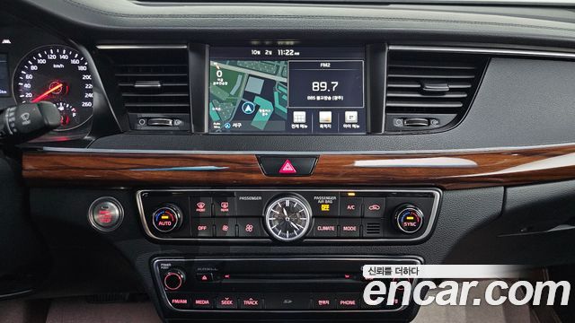 Kia K7 2017 — photo 20