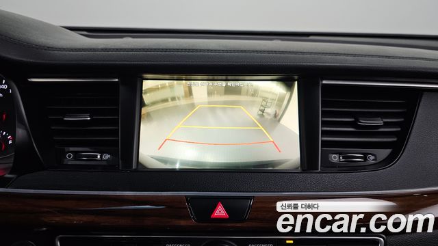 Kia K7 2017 — photo 21