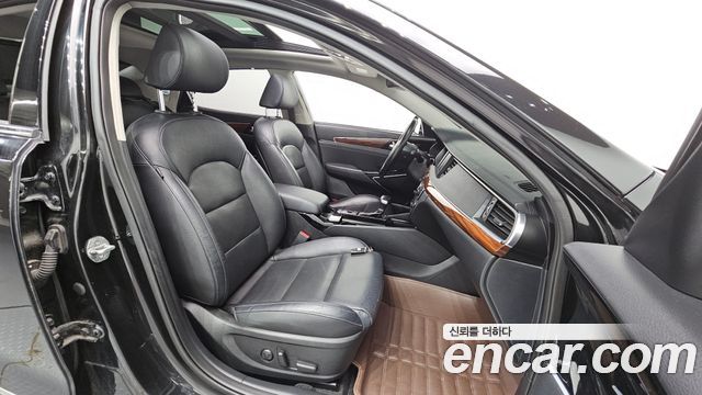 Kia K7 2017 — photo 16