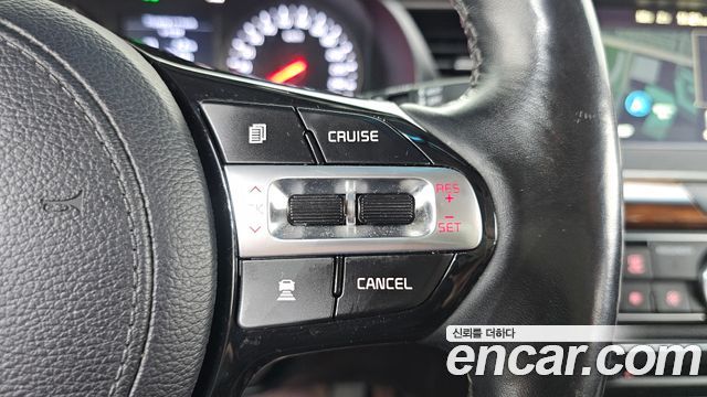 Kia K7 2017 — photo 28
