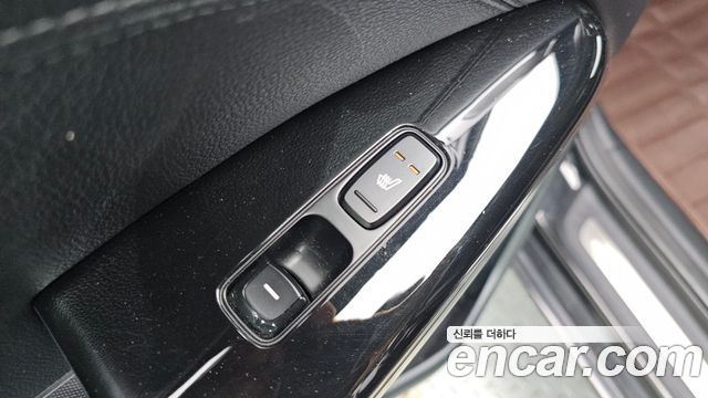 Kia K7 2017 — photo 33