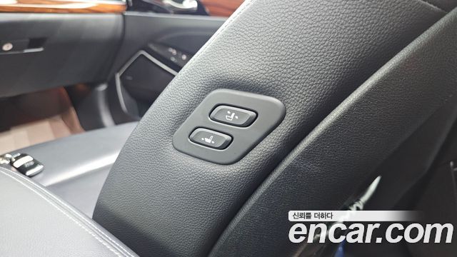 Kia K7 2017 — photo 34