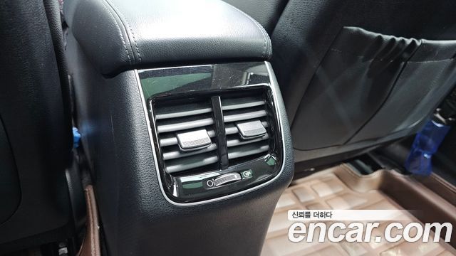 Kia K7 2017 — photo 36