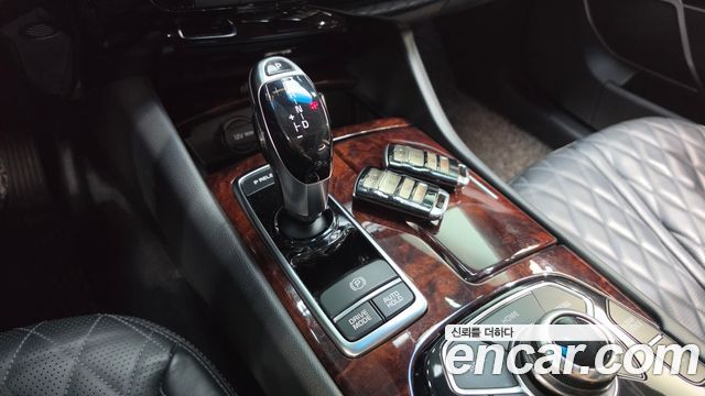Kia K9 2015 — photo 9