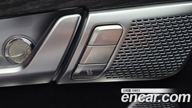 Kia Mohave 2022 — photo 19
