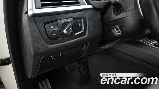 BMW 4-Series 2020 — photo 18