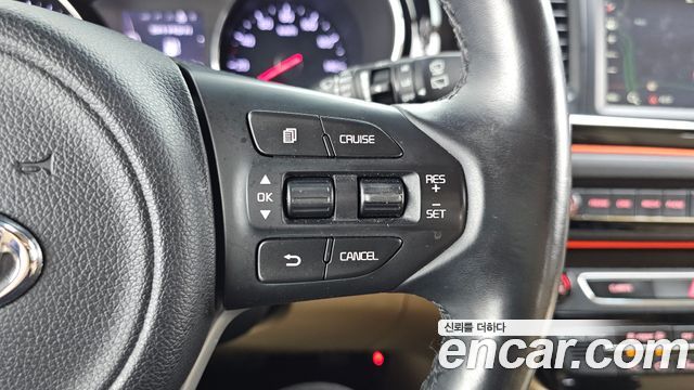 Kia Canival 2016 — photo 25