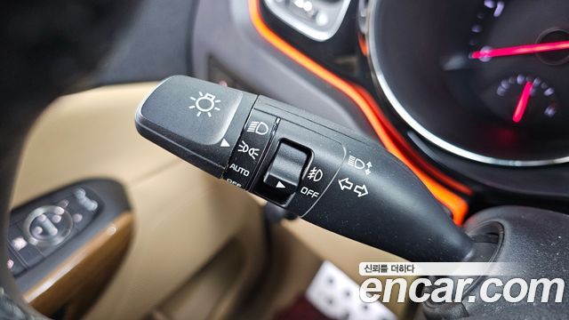 Kia Canival 2016 — photo 26