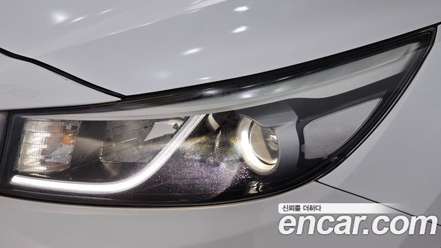 Kia Canival 2016 — photo 8