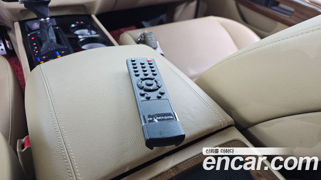 Kia Canival 2016 — photo 31