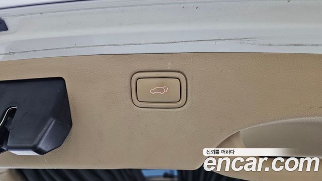Kia Canival 2016 — photo 37