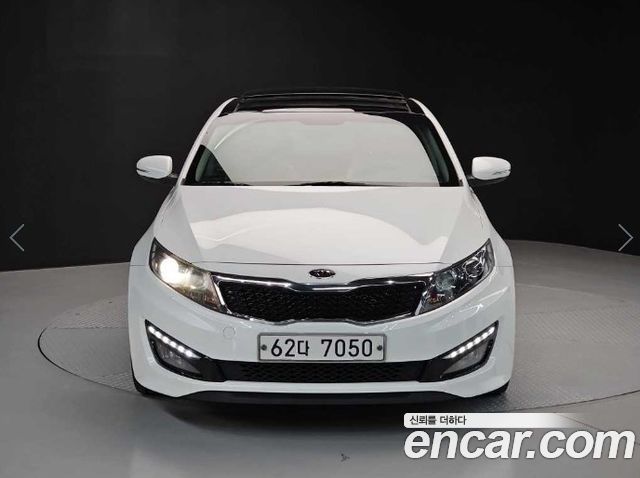 Kia K5 2011 — photo 2