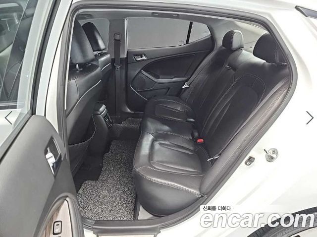 Kia K5 2011 — photo 12
