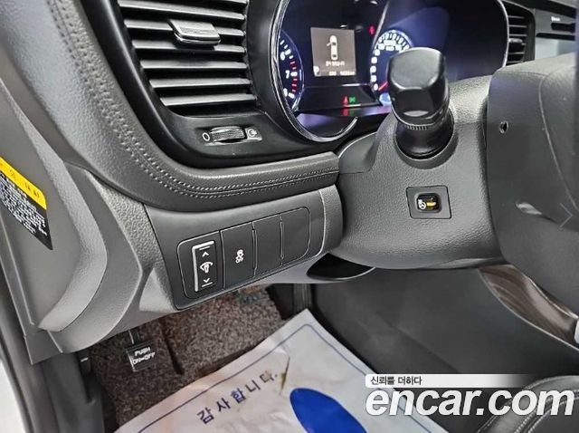 Kia K5 2011 — photo 16