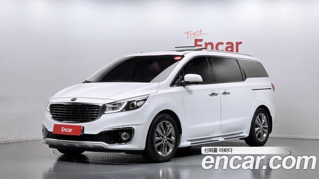 Kia Canival 2018 — photo 1
