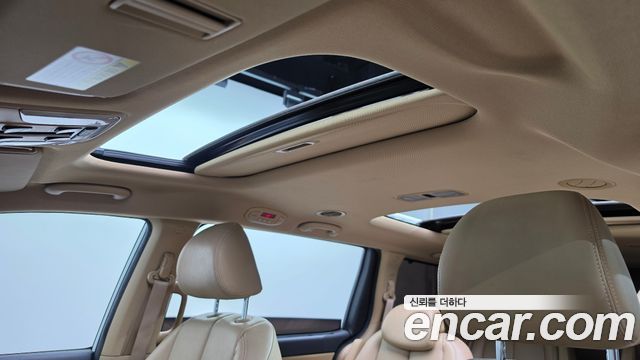 Kia Canival 2018 — photo 17