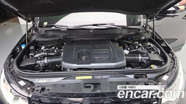 Land Rover Discovery 2024 — photo 6