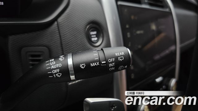 Land Rover Discovery 2024 — photo 22