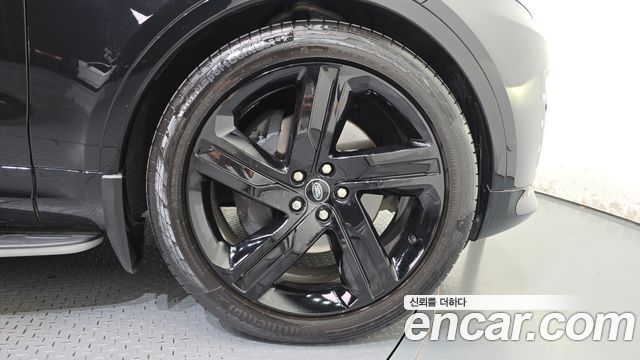 Land Rover Discovery 2024 — photo 7