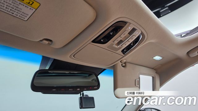 Kia K7 2020 — photo 23