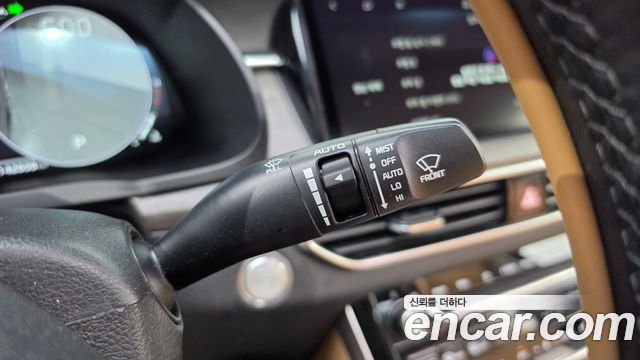 Kia K7 2020 — photo 25