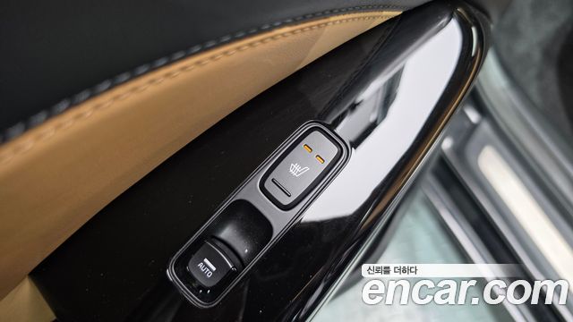 Kia K7 2020 — photo 26