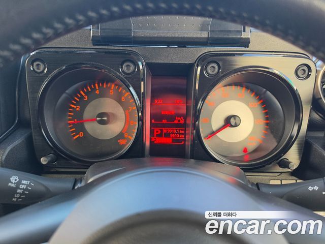 Suzuki Jimny 2021 — photo 8