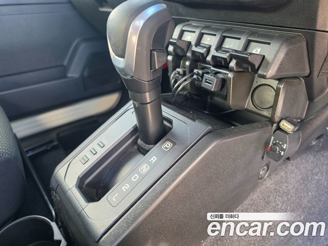 Suzuki Jimny 2021 — photo 9