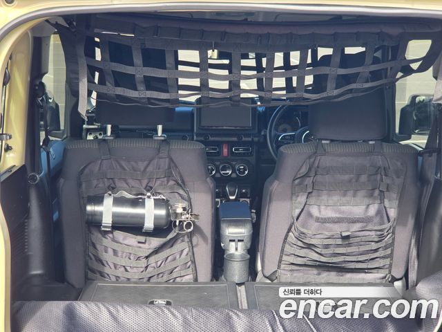 Suzuki Jimny 2021 — photo 17