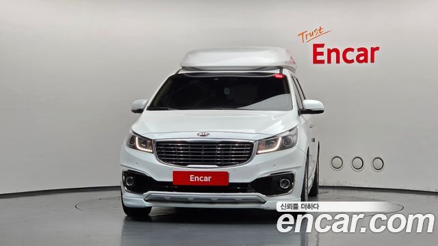 Kia Canival 2016 — photo 3