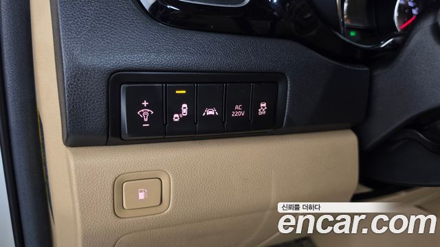 Kia Canival 2016 — photo 29