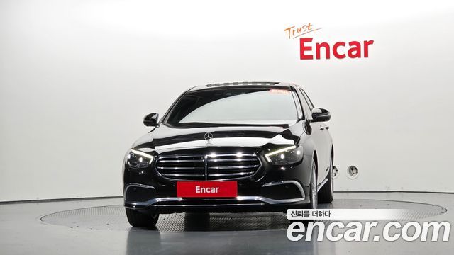 Mercedes-Benz E-Class 2021 — photo 3